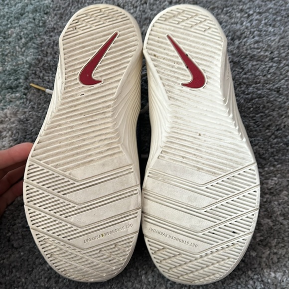 Nike Metcons - Picture 7 of 8